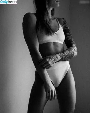 Leawolff / dreamsofleana / leawolff__ nude photo #0006