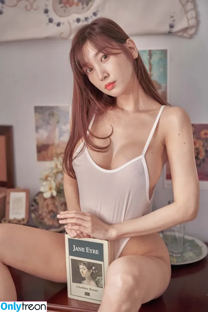 Lee Haein Leezy nude photo #0009 (leehaeinleezy)