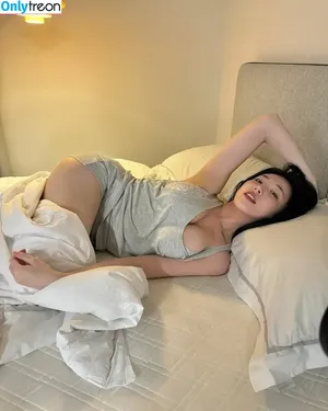 Lee Yeonwoo / yeonwooahh / 이연우 фото голая #0043