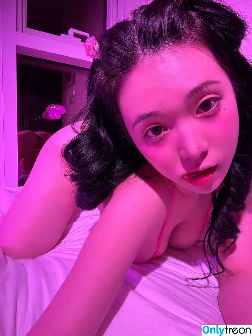 Lee Yeonwoo голая photo #0219 (yeonwooahh / 이연우)