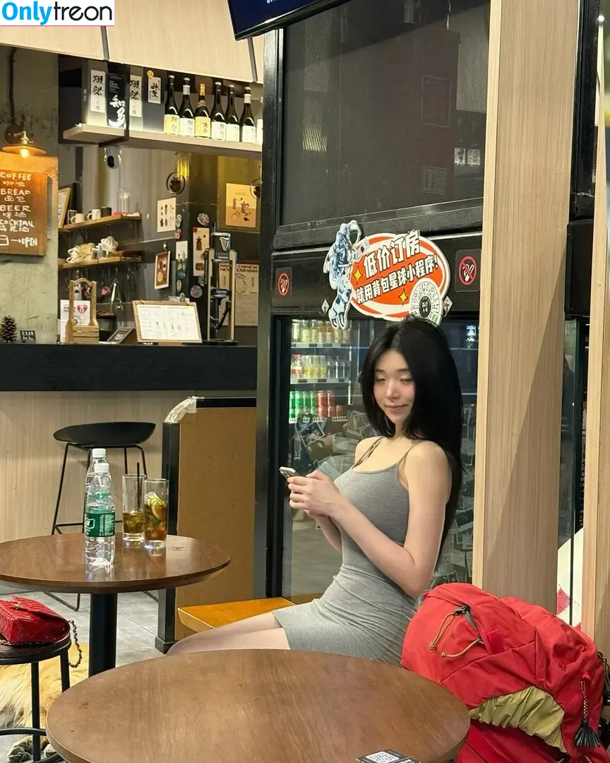 Lee Yeonwoo nude photo #0312 (yeonwooahh / 이연우)