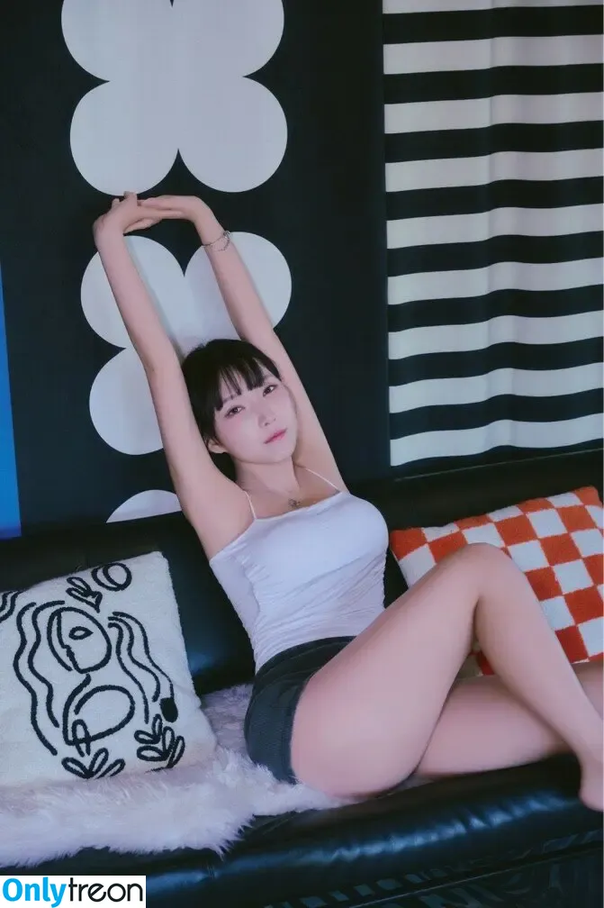 leelate nude photo #0045 (lee_lxte / leela_)