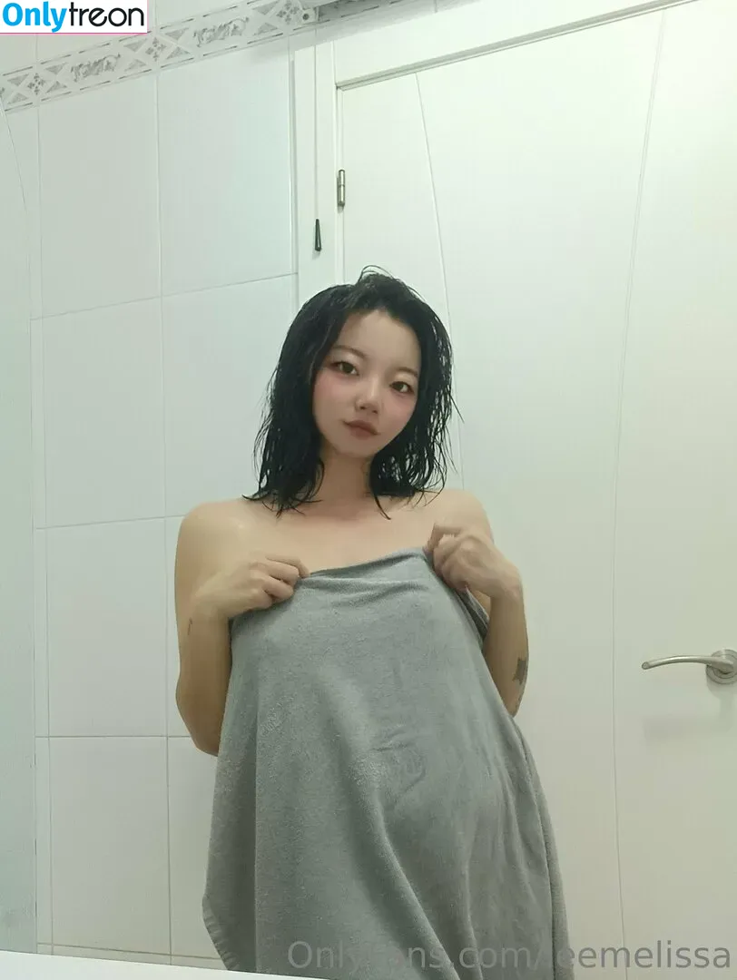 Leemelissa nude photo #0034 (Meliii / leemelisa / stewardessmeliii)