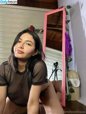 leexlinalive / leexlinaa nude photo #0003