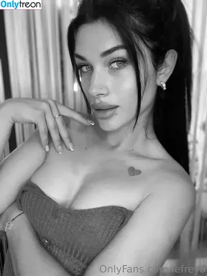 lefreya / lefreya.juno nude photo #0011