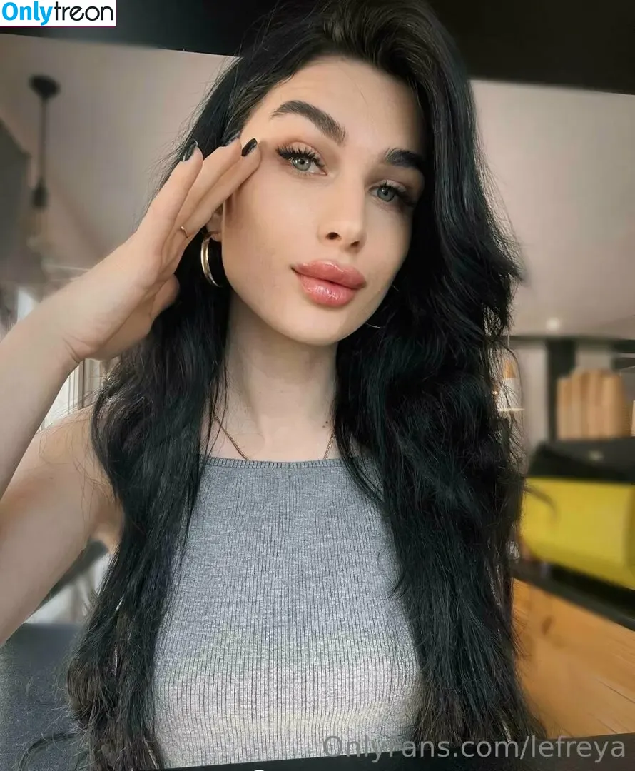 lefreya nude photo #0001 (lefreya.juno)