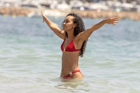 Leigh-Anne Pinnock / leighannepinnock nude photo #0072