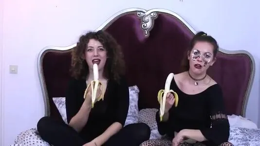 Leila Lowfire / Leilalowfire1 / leilalowfire фото голая #0032