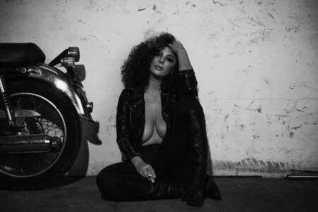 Leila Lowfire / Leilalowfire1 / leilalowfire фото голая #0072