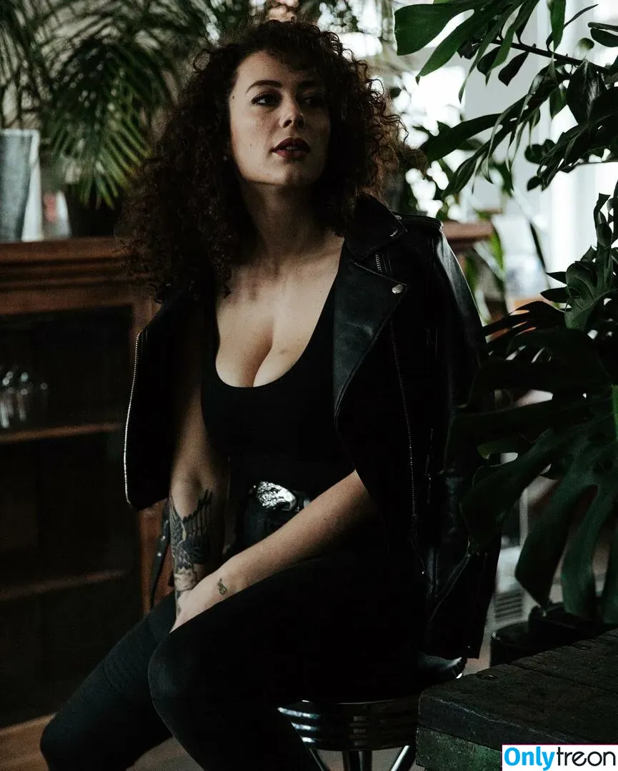 Leila Lowfire голая photo #0071 (Leilalowfire1 / leilalowfire)