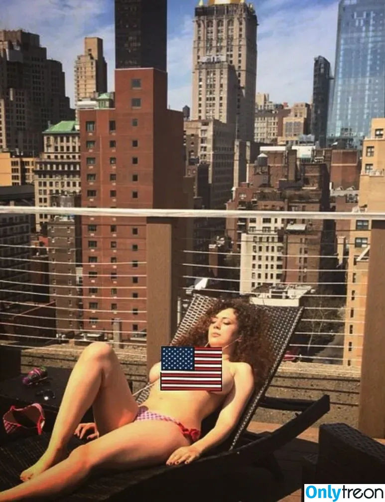 Leila Lowfire голая photo #0083 (Leilalowfire1 / leilalowfire)
