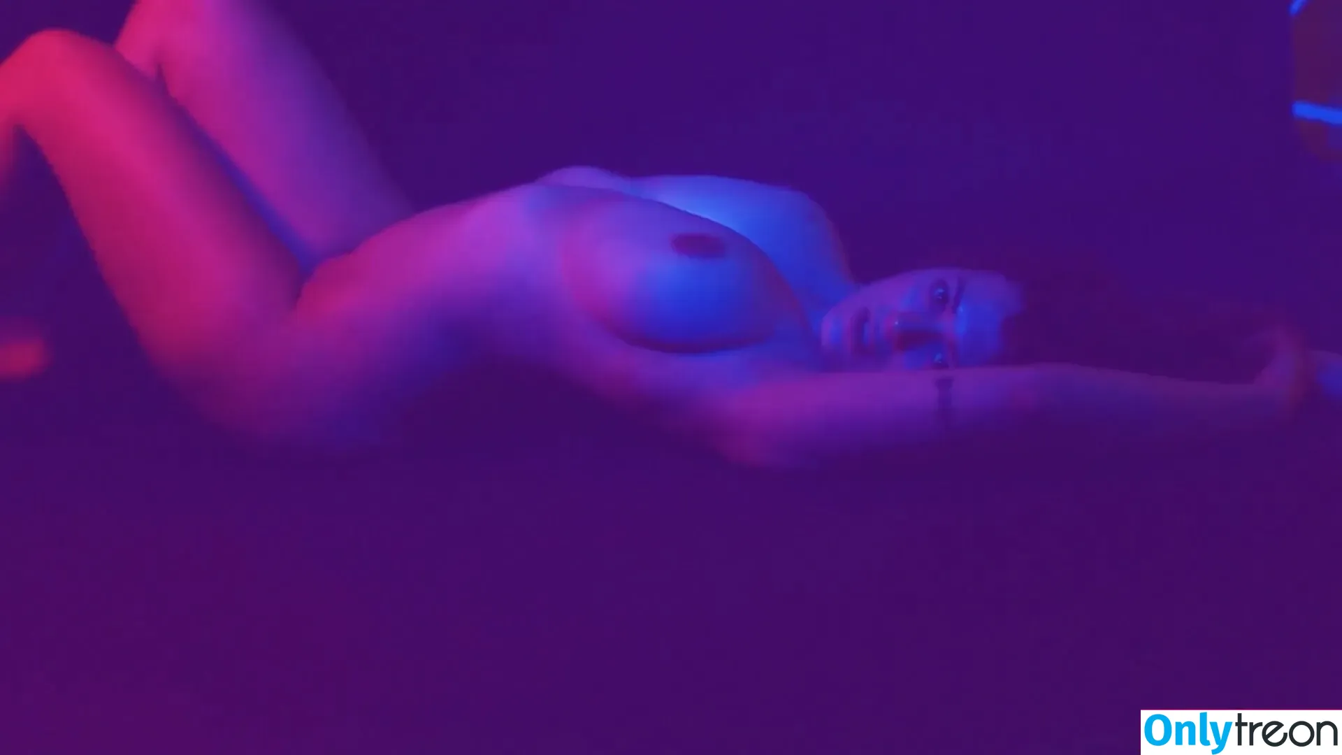 Leila Lowfire голая photo #0149 (Leilalowfire1 / leilalowfire)