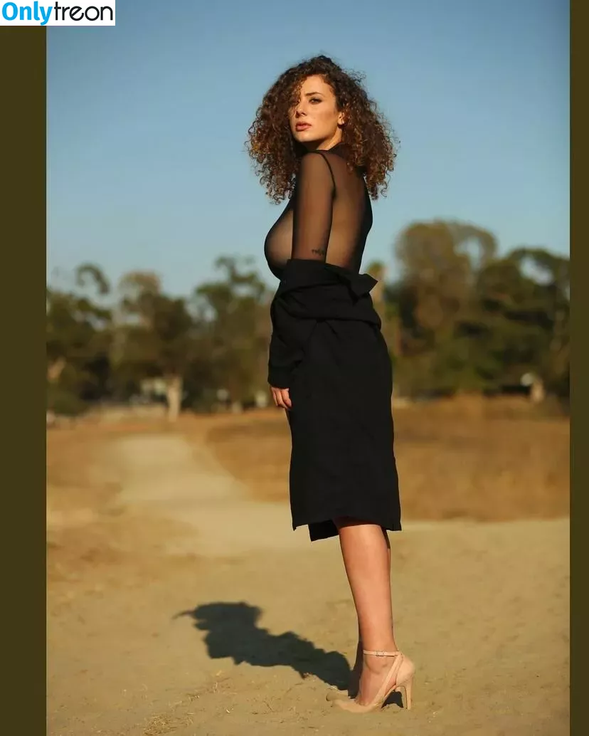 Leila Lowfire голая photo #0247 (Leilalowfire1 / leilalowfire)