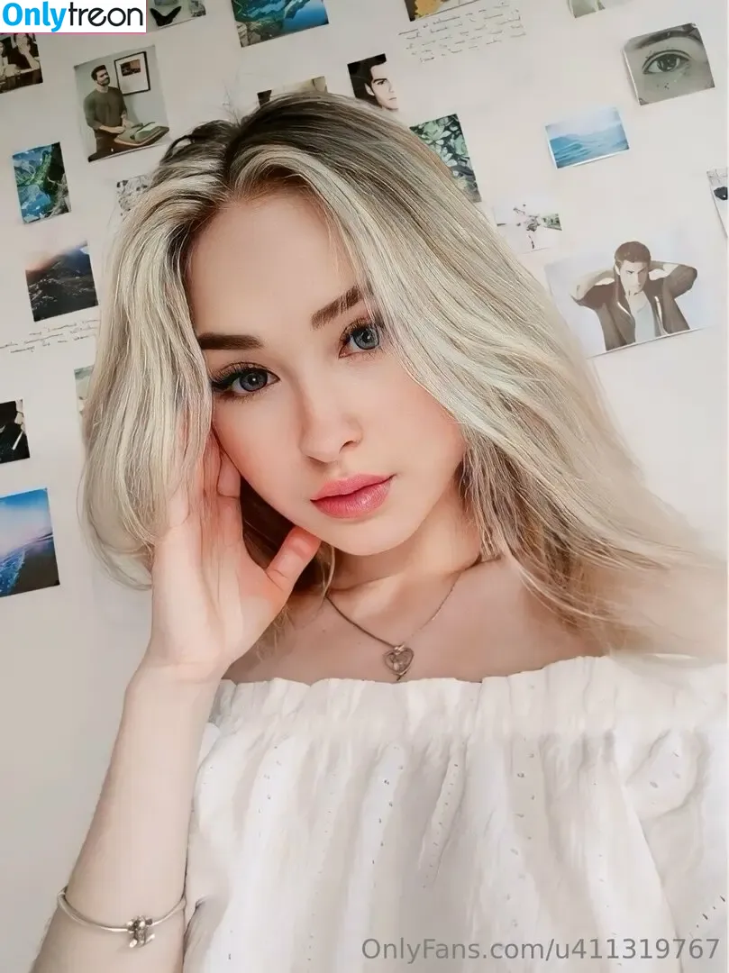 leila_snow nude photo #0003 (lilla_snow)