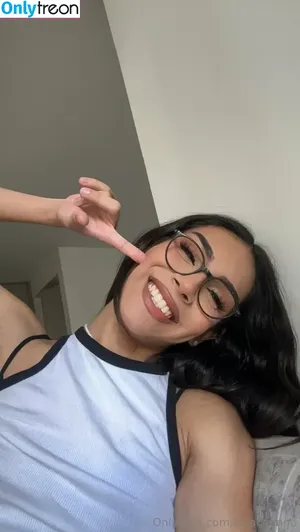 leilacannno / leilacannnno nude photo #0005