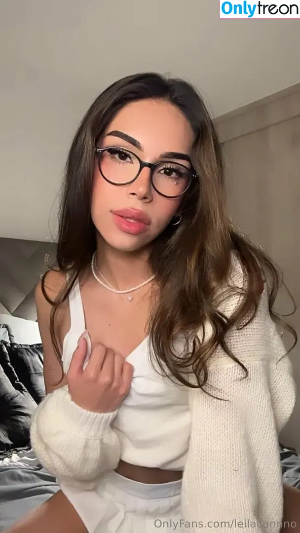 leilacannno nude photo #0058 (leilacannnno)