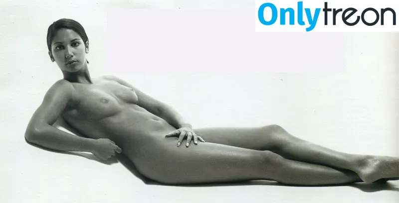 Leilani Dowding nude photo #0003 (leilunaequestrianclothing)
