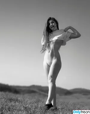 Leisy Lucy / Leisy_lucy / leisylucia / leisylucy nude photo #0395