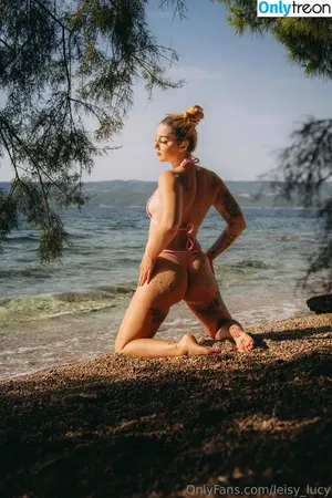 Leisy Lucy / Leisy_lucy / leisylucia / leisylucy nude photo #0445