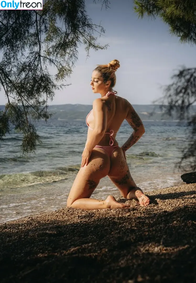 Leisy Lucy nude photo #0430 (Leisy_lucy / leisylucia / leisylucy)