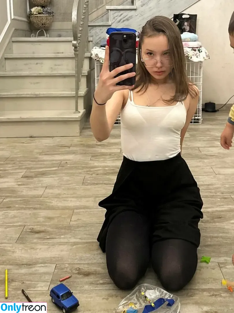 lek2cb nude photo #0017 (llsakhiya)