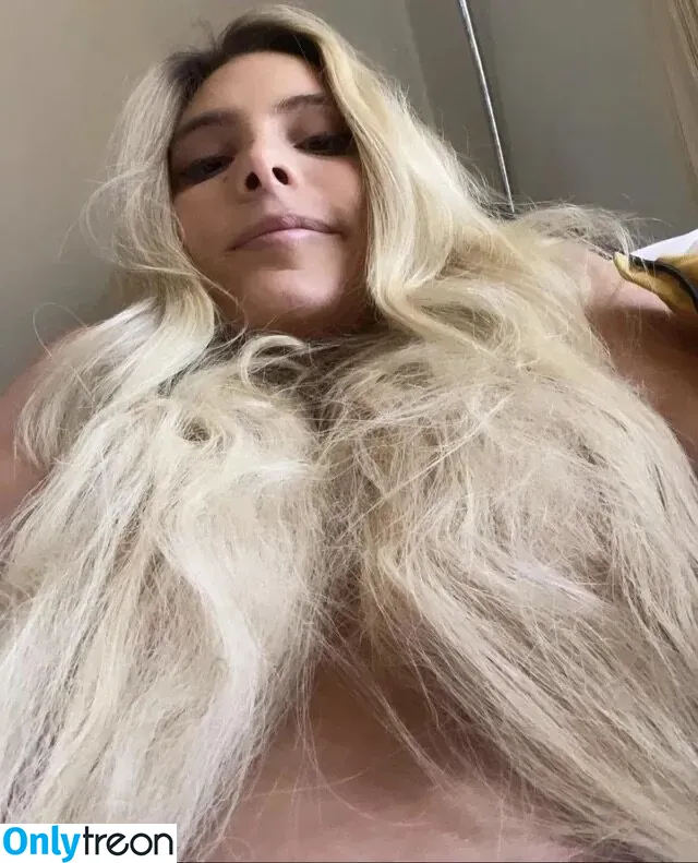 Lele Pons nude photo #0060 (lelepons)