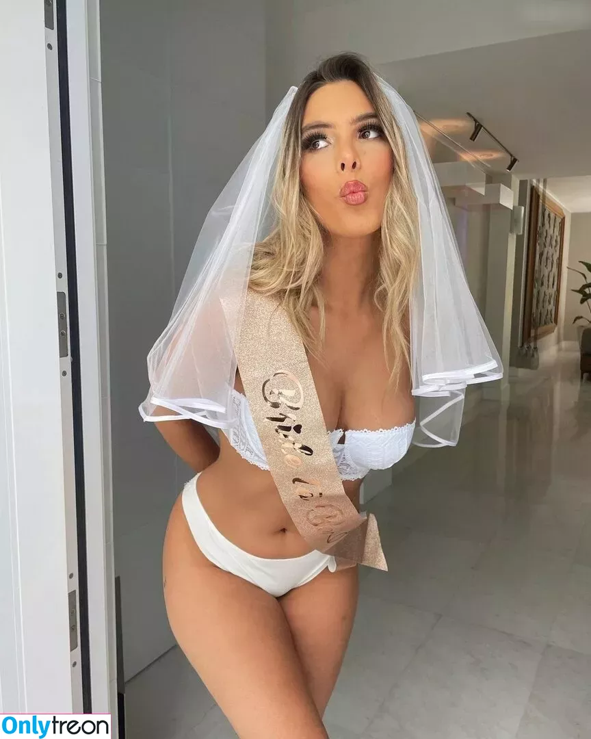 Lele Pons голая photo #0154 (lelepons)