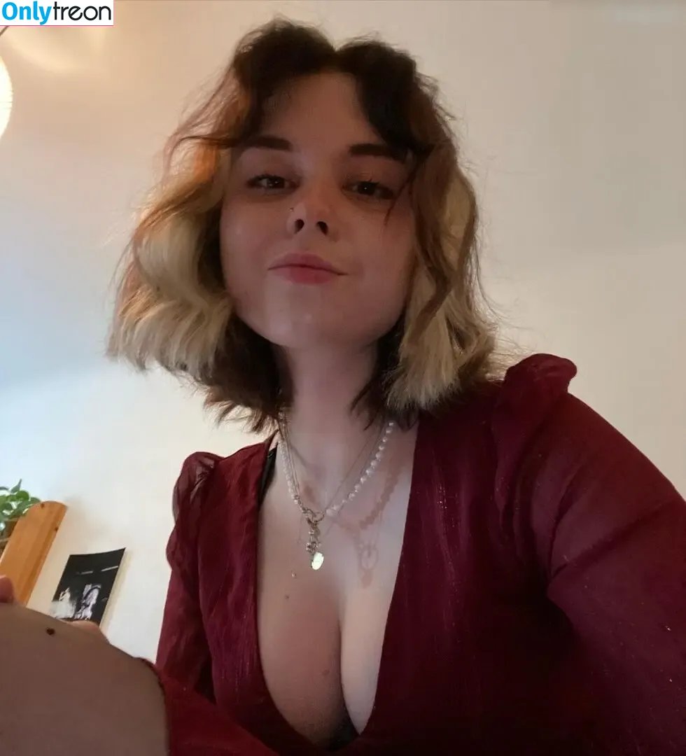 Lena blauer Haken nude photo #0021 (lenablauerhaken)