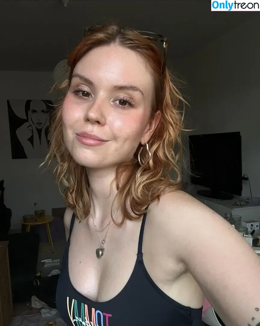 Lena blauer Haken nude photo #0057 (lenablauerhaken)