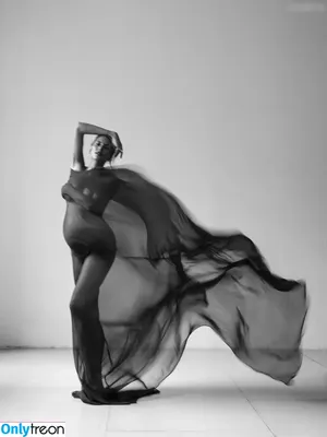 Lena Gercke / lenagercke nude photo #0890