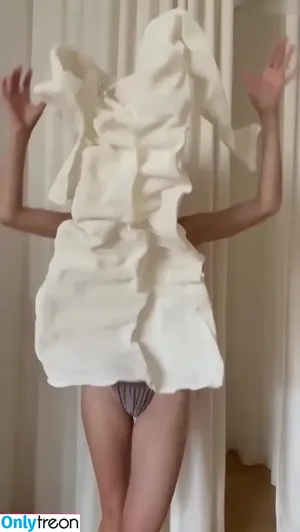 Lena Gercke / lenagercke nude photo #0987