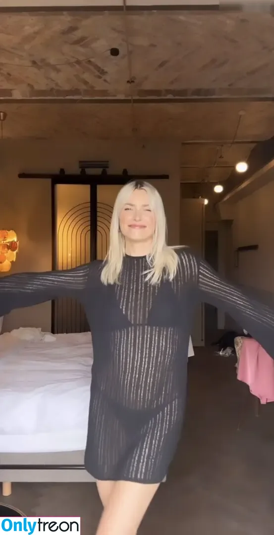 Lena Gercke nude photo #0821 (lenagercke)