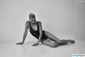 Lena Gercke / lenagercke nude photo #1380