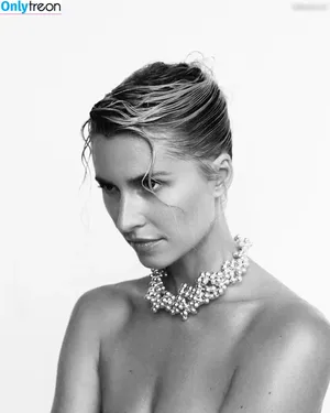 Lena Gercke / lenagercke nude photo #1383