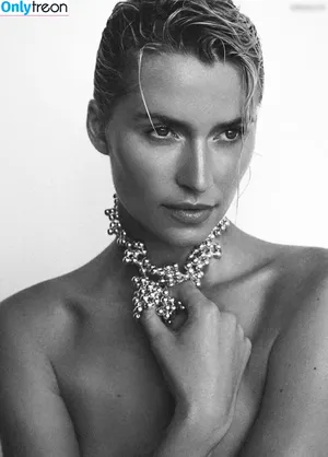 Lena Gercke / lenagercke nude photo #1390