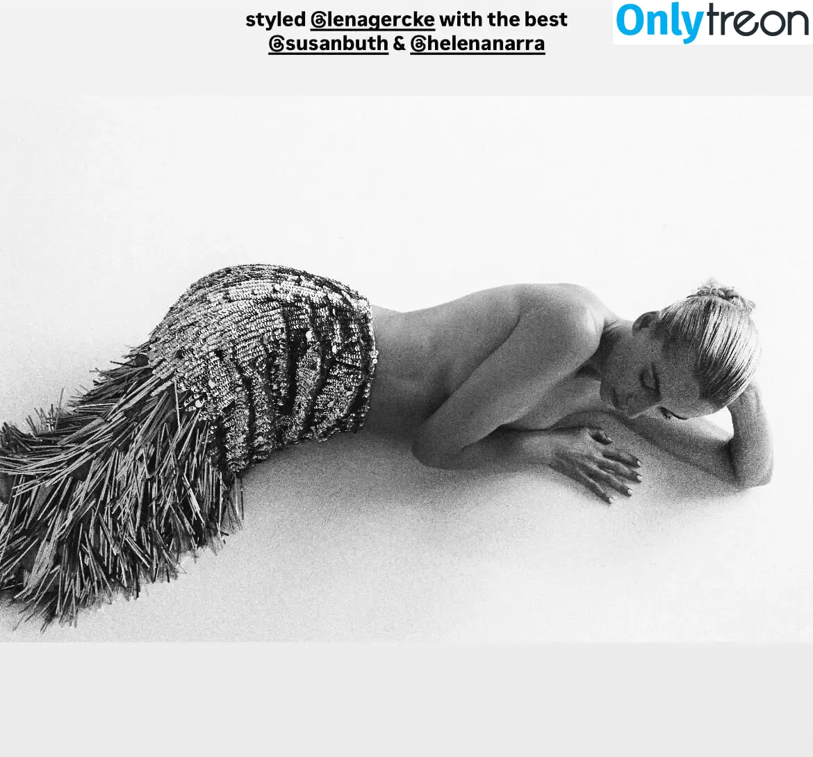 Lena Gercke nude photo #1364 (lenagercke)