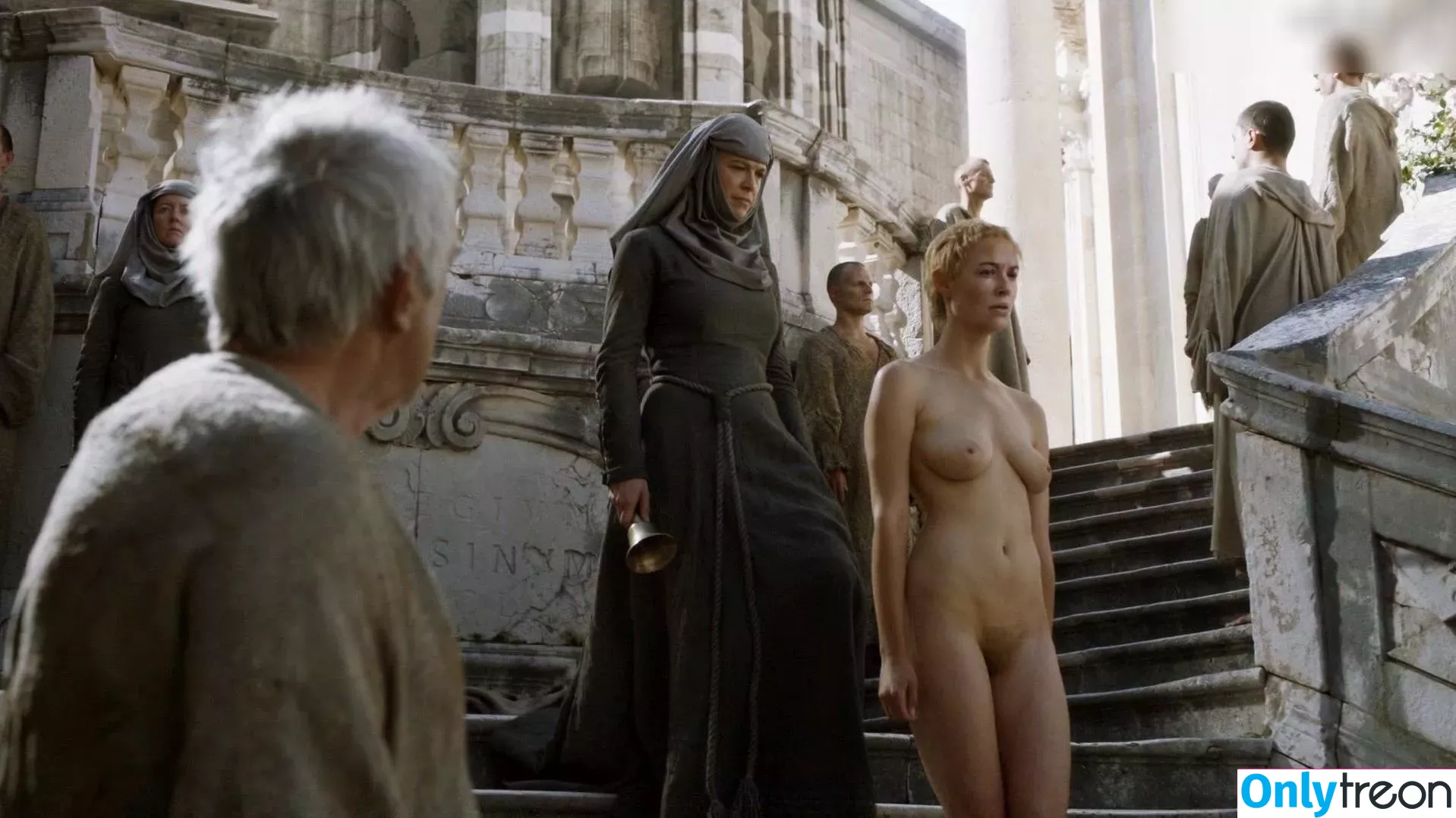 Lena Headey nude photo #0019 (iamlenaheadey)