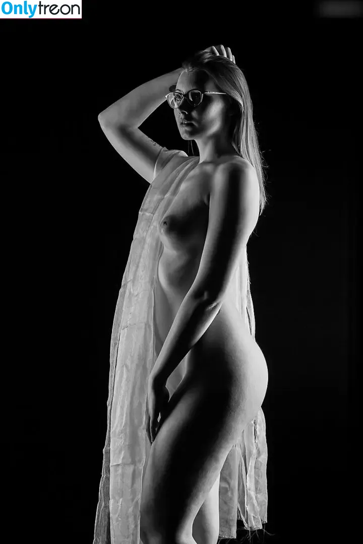 Lena Jaeger nude photo #0005 (lena.jaeger2905)