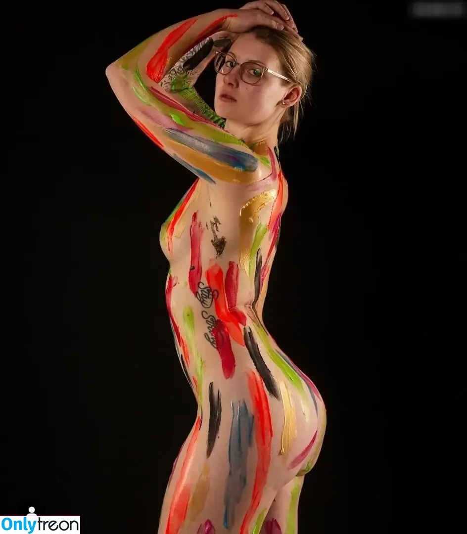 Lena Jaeger nude photo #0214 (lena.jaeger2905)