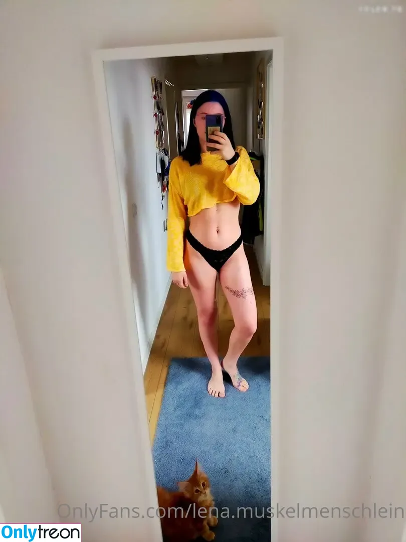Lena Muskelmenschlein nude photo #0005 (lena.muskelmenschlein)