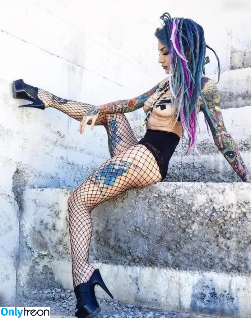 Lena Scissorhands голая photo #0161 (Lena Scissorhands)