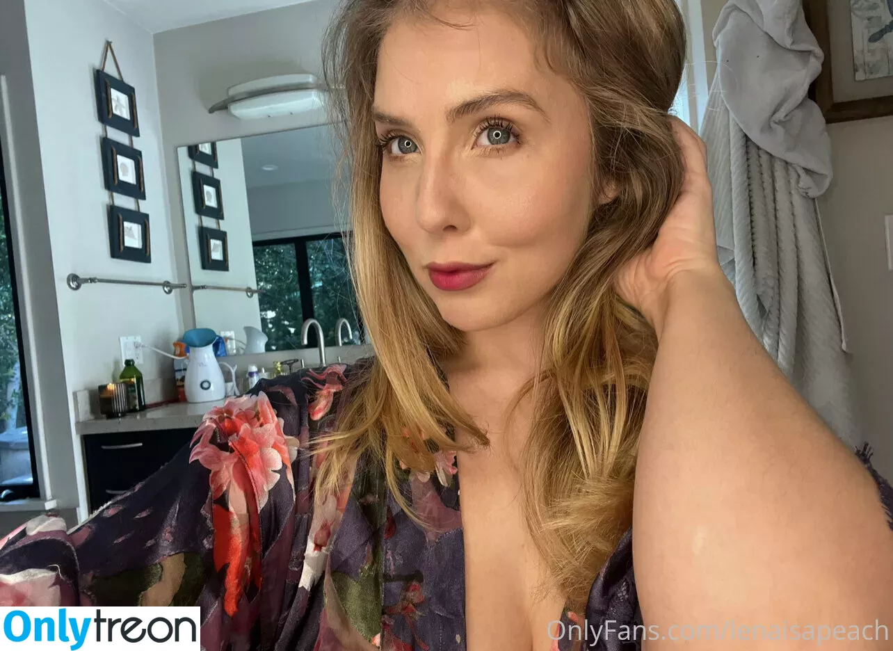 lenaisapeach голая photo #0069 (lenapaulxo)