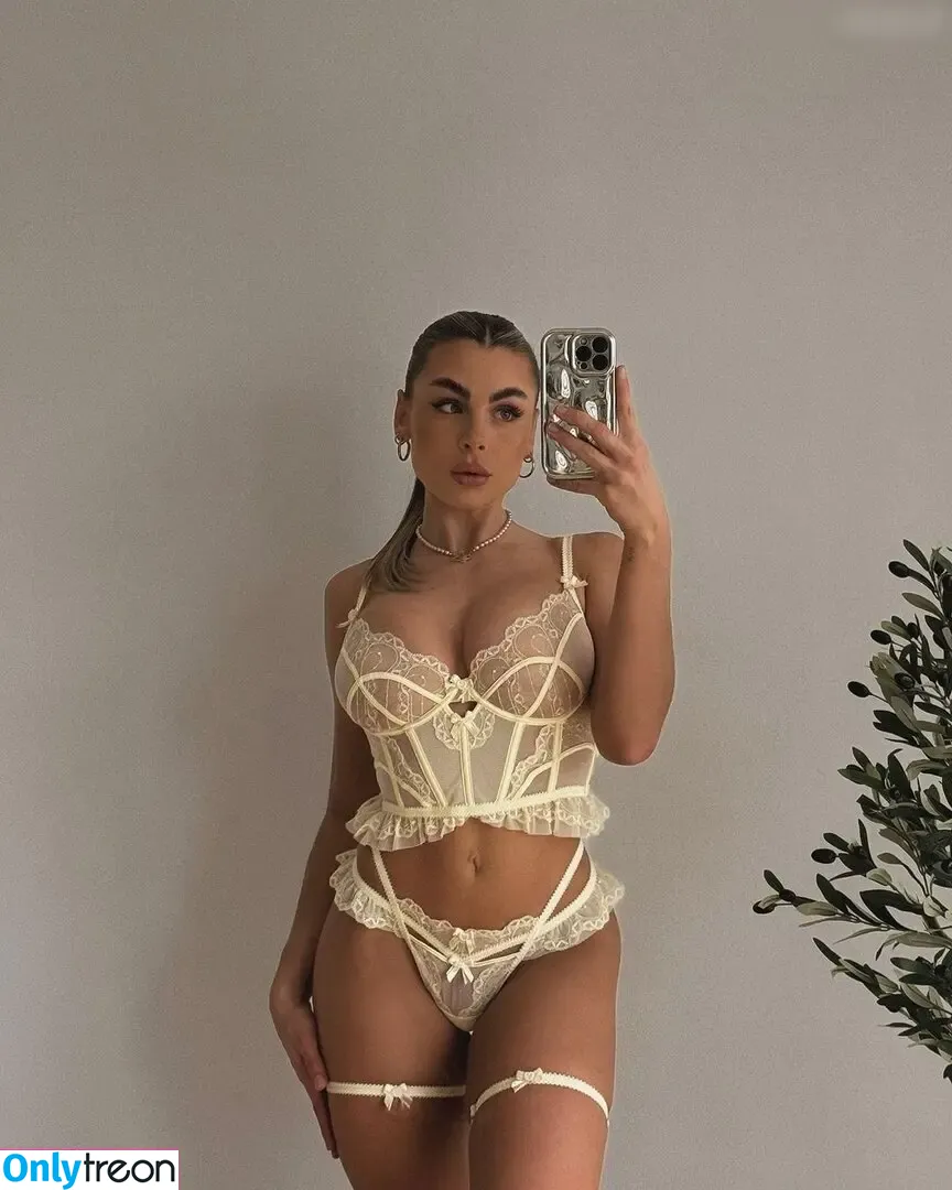 Lenaknk nude photo #0405 (Lenaknk)