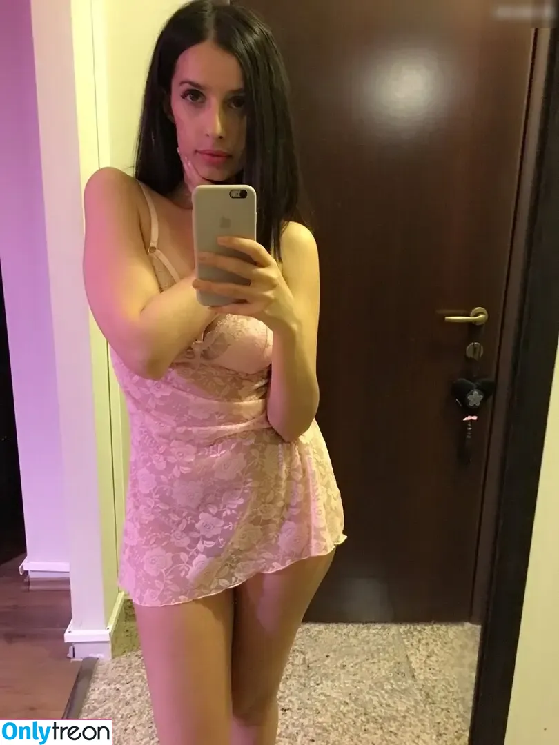lenaxmalena nude photo #0033 (lenaxmalena)