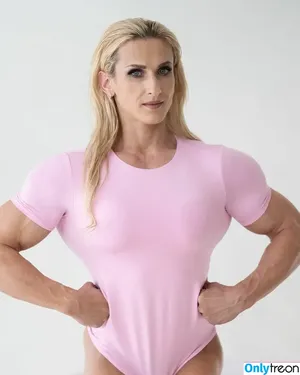 Lenka Ferenčuková / Lenka Ferencukova / bicepsgoddess / lenkaferencukova nude photo #0016