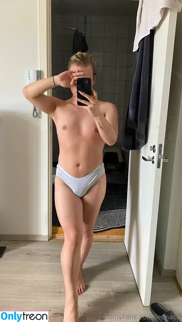 Leonacd nude photo #0035 (GoldPaleontologist5 / Leona_maa / leonacda)