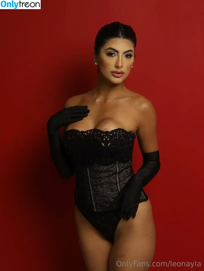 leonayla nude photo #0053 (leonaylamessy)
