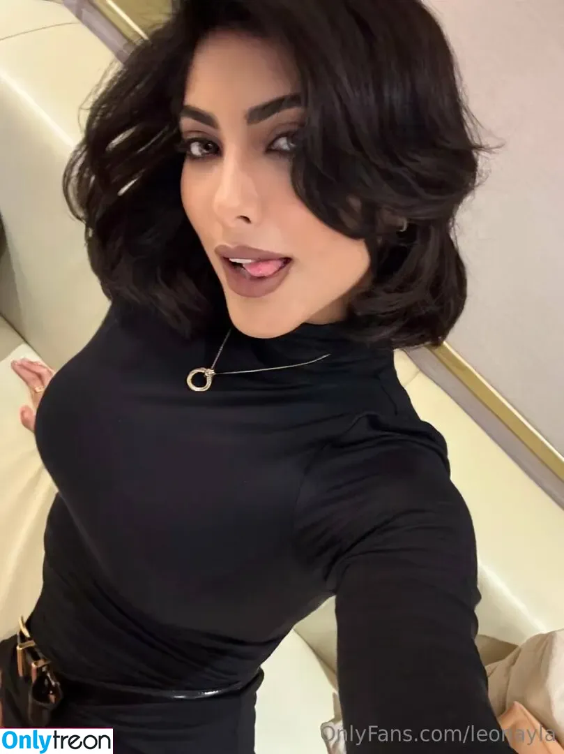 leonayla nude photo #0064 (leonaylamessy)