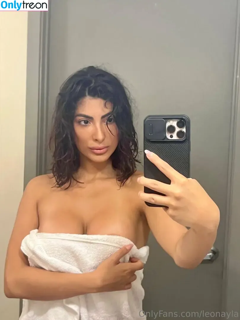 leonayla nude photo #0084 (leonaylamessy)