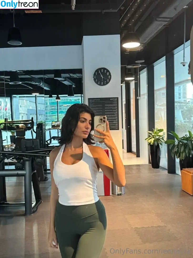 leonayla nude photo #0097 (leonaylamessy)